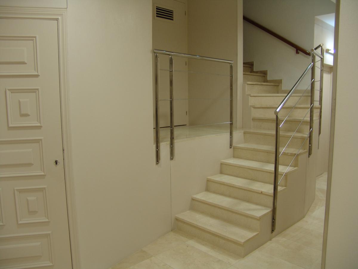 7h.Meridiana-escalinata