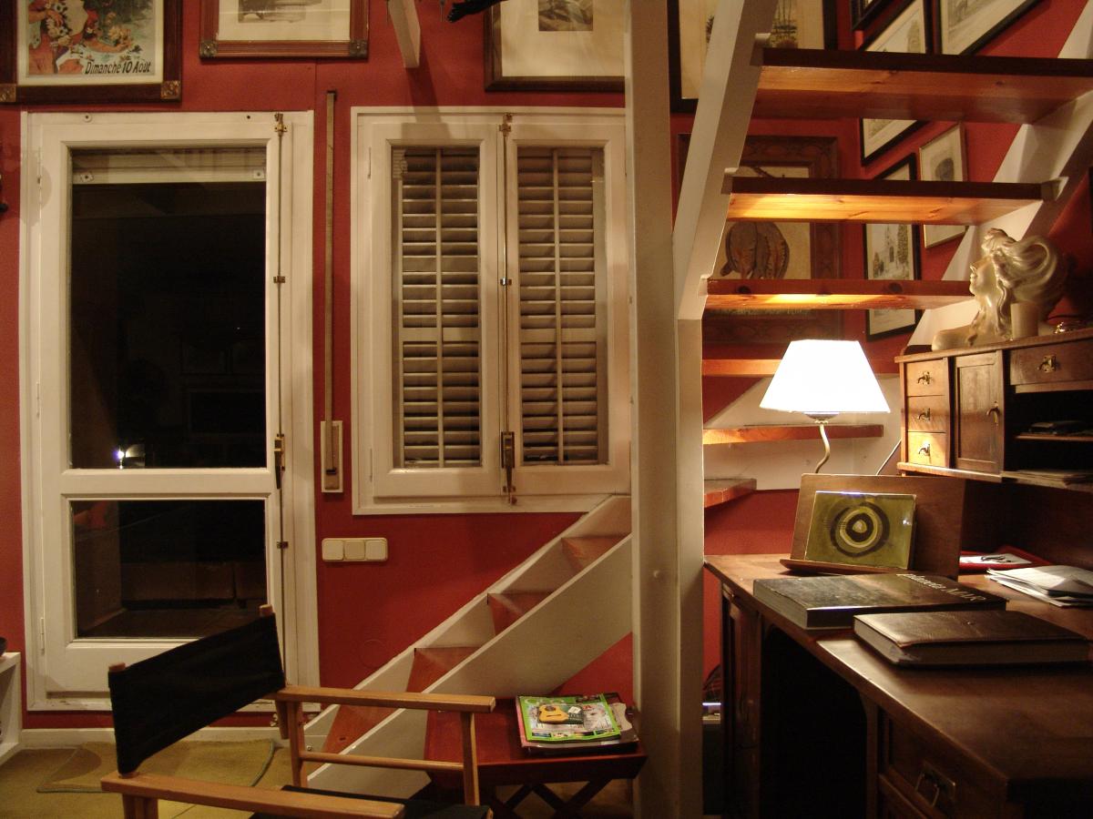 1bd.Escalera-desde-centro.1