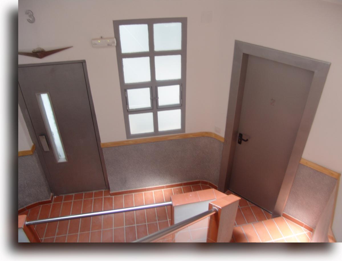 4c.Varsovia.escalera.2